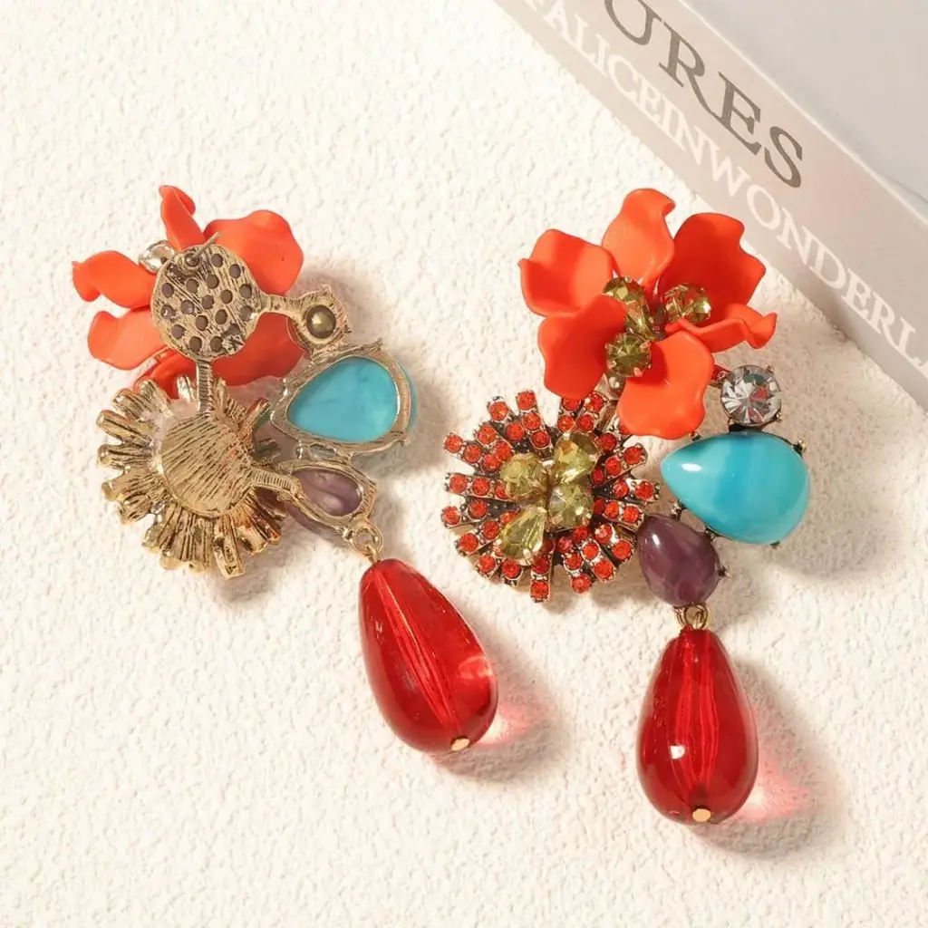 LUCIA EARRINGS 