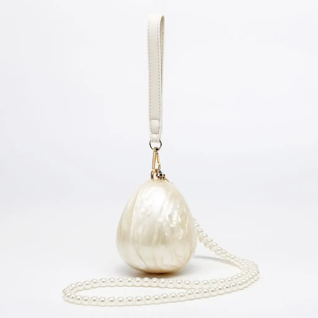 OVAL CLUTCH 