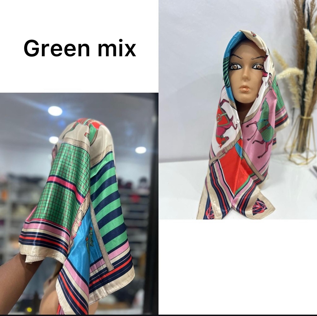VINTAGE SCARF