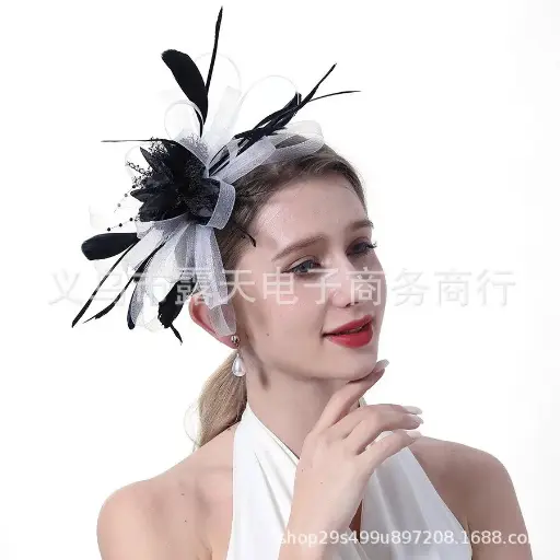 FEATHER FASCINATOR 