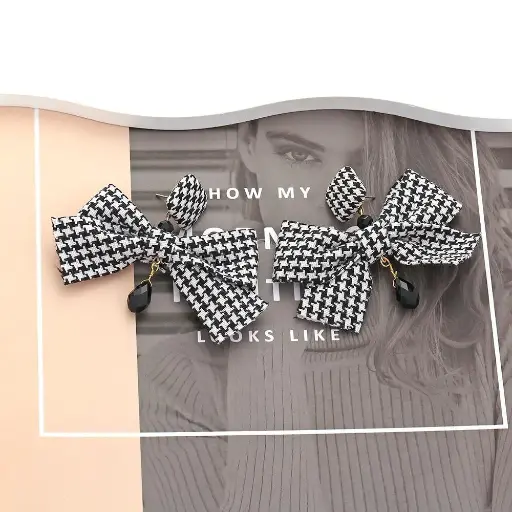 BOW EARRINGS 