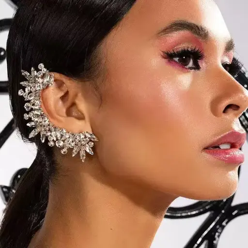 RHINESTONE EARCLIP 